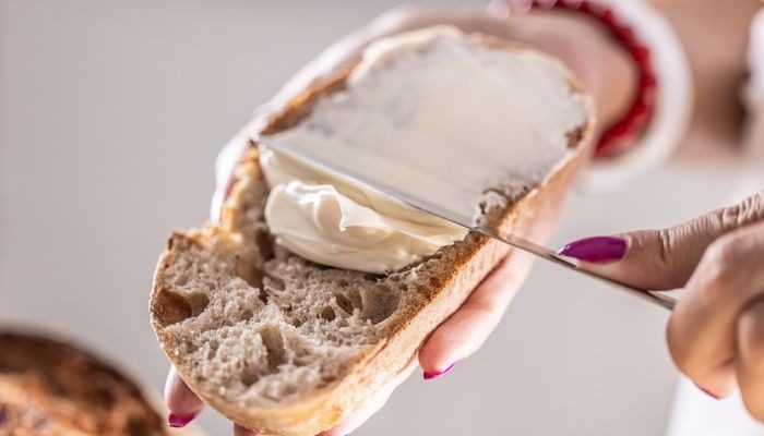 How to reduce cholesterol without statins: Three non-pharmaceutical interventions that work 'in as little as four weeks'