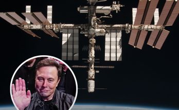 Elon Musk's SpaceX wins $843,000,000 contract to destroy the International Space Station