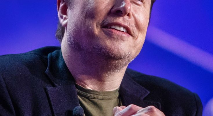 REPORT: Elon Musk Emerges As Front-Runner To Become The Next Owner Of $7-Billion NFL Franchise November 25, 2024 - Leave a Comment Elon Musk looking on. Elon Musk (Kent Nishimura/Getty Images) Elon Musk has emerged as a betting favorite to take over as the new owner of a struggling AFC franchise. After winning the 2024 U.S. presidential election, Donald Trump named Elon Musk and Vivek Ramaswamy the co-leaders of the Department of Government Efficiency. As if the Tesla, Inc., X/Twitter and SpaceX head man isn’t busy enough as is. Of course, a prominent and influential business figure like Musk can never be too tired to add more expenditures to his lifestyle. He has an estimated net worth of over $300 billion, after all. According to the latest betting odds at Bovada, Elon Musk now has the second-best odds to replace Woody Johnson as the owner of the New York Jets. Johnson has owned the struggling AFC East squad since 2000. According to Forbes’ valuations for 2024, the team is worth $6.9-billion. Johnson has become the target of criticism amid a disastrous 2024 Jets season that was full of hope. But the first healthy season with Aaron Rodgers has been a disaster, with the Jets near the NFL basement at 3-8. Though Johnson hasn’t expressed any interest in potentially selling the Jets, it only takes one can’t-miss offer. And with over a quarter of a trillion dollars in his bank account, Elon Musk could easily give Johnson a lucrative offer that couldn’t be turned down. Elon Musk As The Jets Owner Would Be Can’t-Miss Content Musk is one of the most polarizing figures in the world, especially ever since he acquired Twitter and re-branded it to “X.” Now imagine if this man became the owner of a big-market NFL team like the Jets, who have been a non-stop circus since their last playoff appearance in 2020. It’s safe to say that the vast majority of Jets fans would welcome a change in the ownership chair. Would they want someone like Musk in charge? It depends which Jets fan you ask, but the headlines would really write themselves.