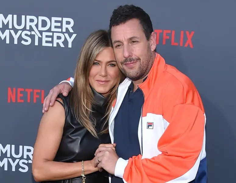 Adam Sandler Sends Jennifer Aniston Flowers Every Year Because Of Her Pregnancy Struggle