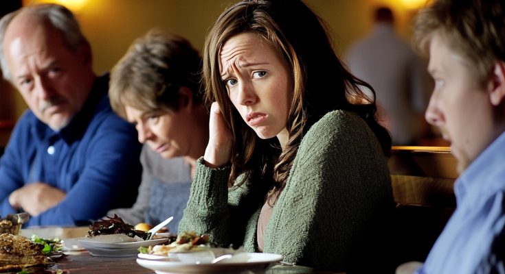 I Went to a Restaurant to Meet My Fiancé's Parents for the First Time, but What They Did Made Me Cancel the Wedding
