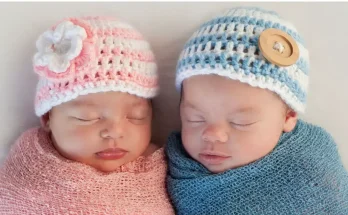 Mom Accidentally Named Her Twins After TV Characters And People Won’t Stop Mocking Her