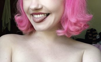 Adult star reveals the surprising part of her body that men are banned from touching