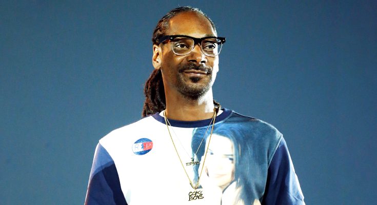 Meet Snoop Dogg's 'Hot' Wife of 27 Years He Met in High School – Pics