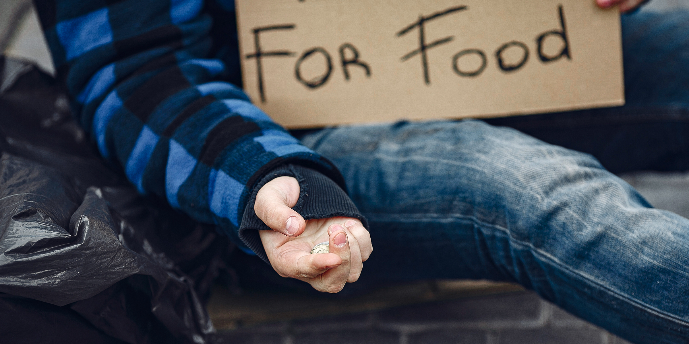 I Gave a Coat to a Homeless Woman on Christmas Eve —3 Years Later, She Returned with a Gray Case & a Smile I Couldn't Forget