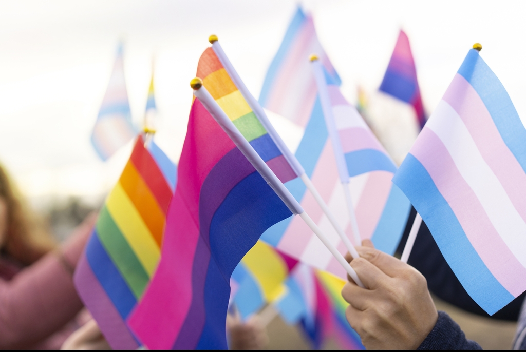 TikTok star is showered with praise after coming out as ‘trigender’, this is what it means to be ‘trigender’