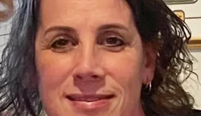 Minnesota mom tragically dies while skydiving after ‘experiencing complications during descent’