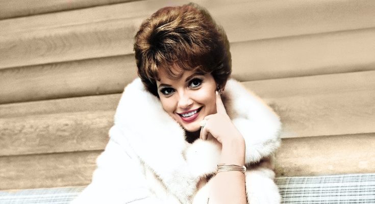 This Hollywood Icon Proved That True Love Exists by Caring for Her Husband of 46 Years After His Stroke – A Love Story That Inspires