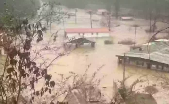 Authorities issue warning after terrifying footage shows moment entire US town is submerged by floods