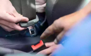 Drivers are only just realizing what the button on their seatbelt is actually for