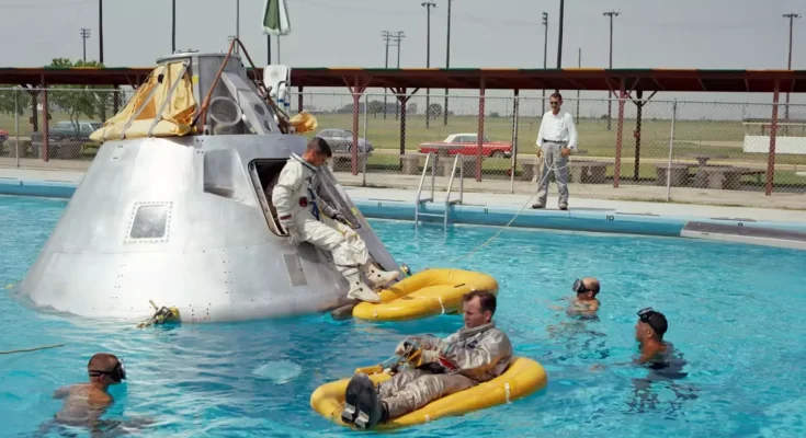 Heartbreaking story behind photo of Apollo 1 astronauts having 'pool party' in their space suits