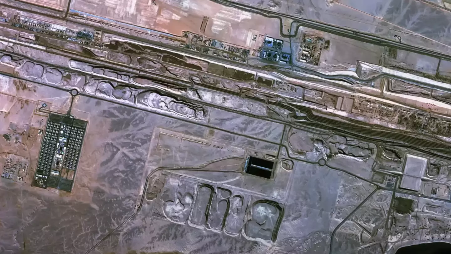 Latest satellite images show progress of Saudi Arabia's controversial £800 billion project 'The Line'
