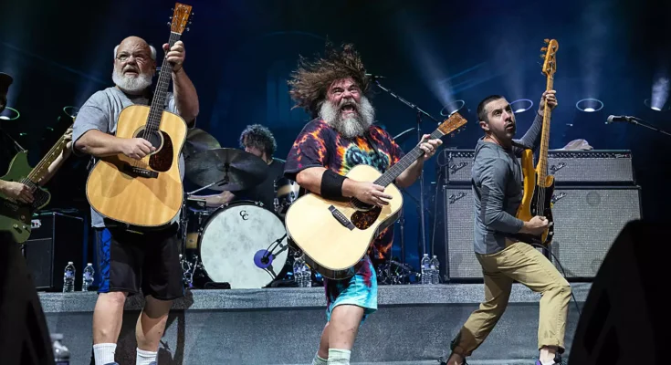 Jack Black explains what the 'D' means in Tenacious D leaving fans gobsmacked