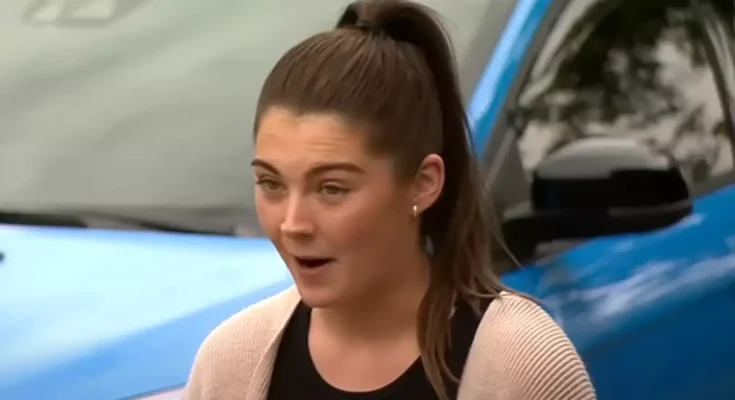 Woman horrified after checking dashcam when she left her car to be fixed with mechanic