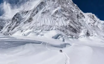 Haunting map shows all known locations of dead bodies on Mount Everest