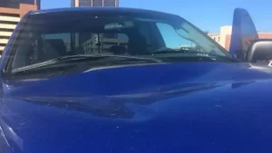 Driver left stunned by unexpected note they received after finding huge dent on their car bonnet