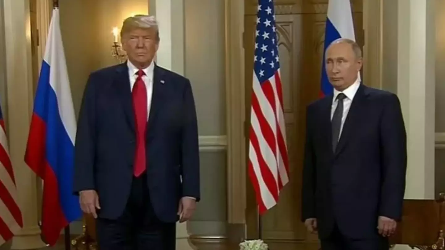 Body language expert reveals how Donald Trump 'really feels' about Vladimir Putin in resurfaced footage
