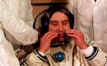 Cosmonaut who spent 437 days in space had particular reason for refusing to be carried out of landing capsule