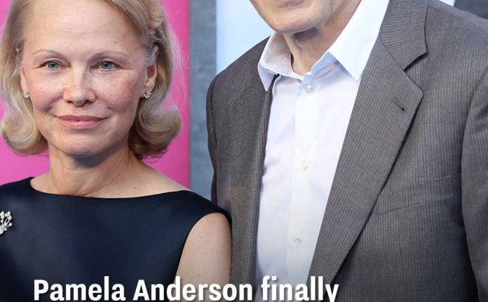 He publicly admitted to being ‘madly in love’ with her while working together 👀